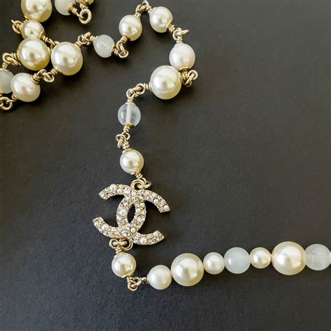 chanel belt necklace|vintage Chanel faux pearl necklace.